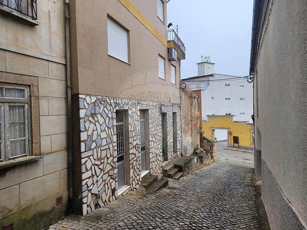 Moradia - Torre de Moncorvo, Torre de Moncorvo, Bragança
