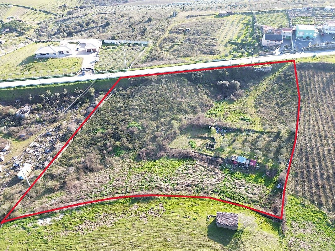 Terreno - Vila Nova de Foz Côa, Vila Nova de Foz Côa, Guarda