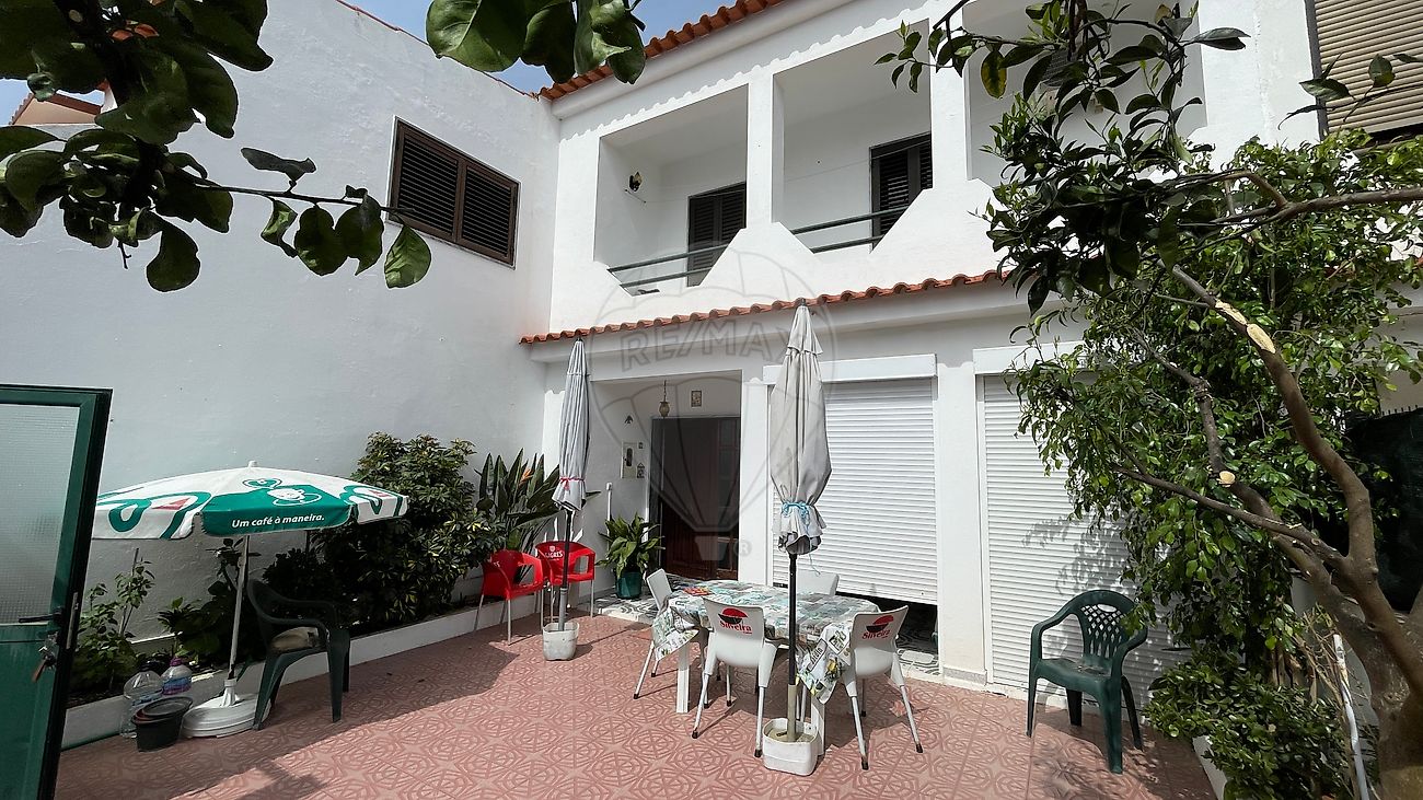 Moradia - São Brás e São Lourenço, Elvas, Portalegre