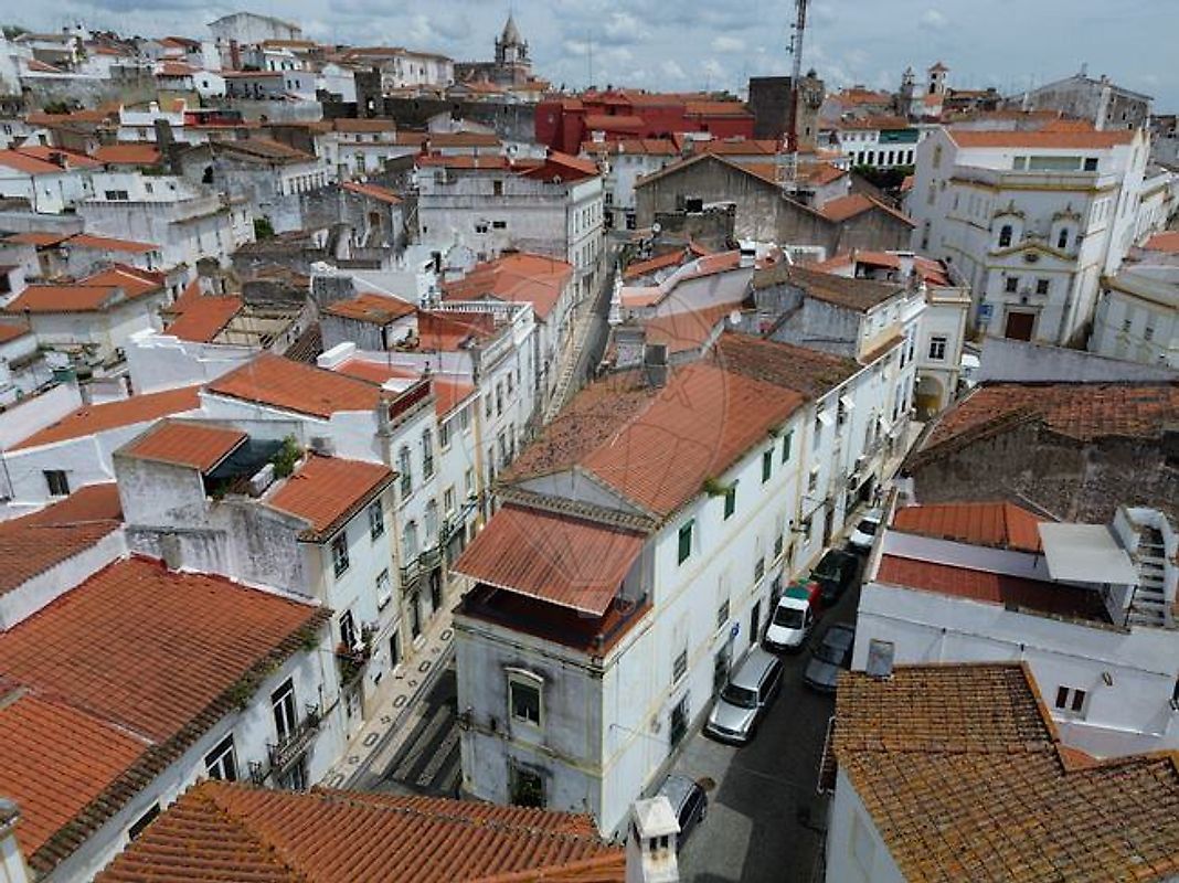 Prédio - Assunção, Ajuda, Salvador e Santo Ildefonso, Elvas, Portalegre