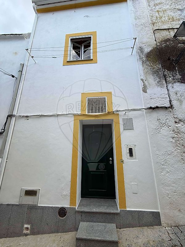 Prédio - Assunção, Ajuda, Salvador e Santo Ildefonso, Elvas, Portalegre