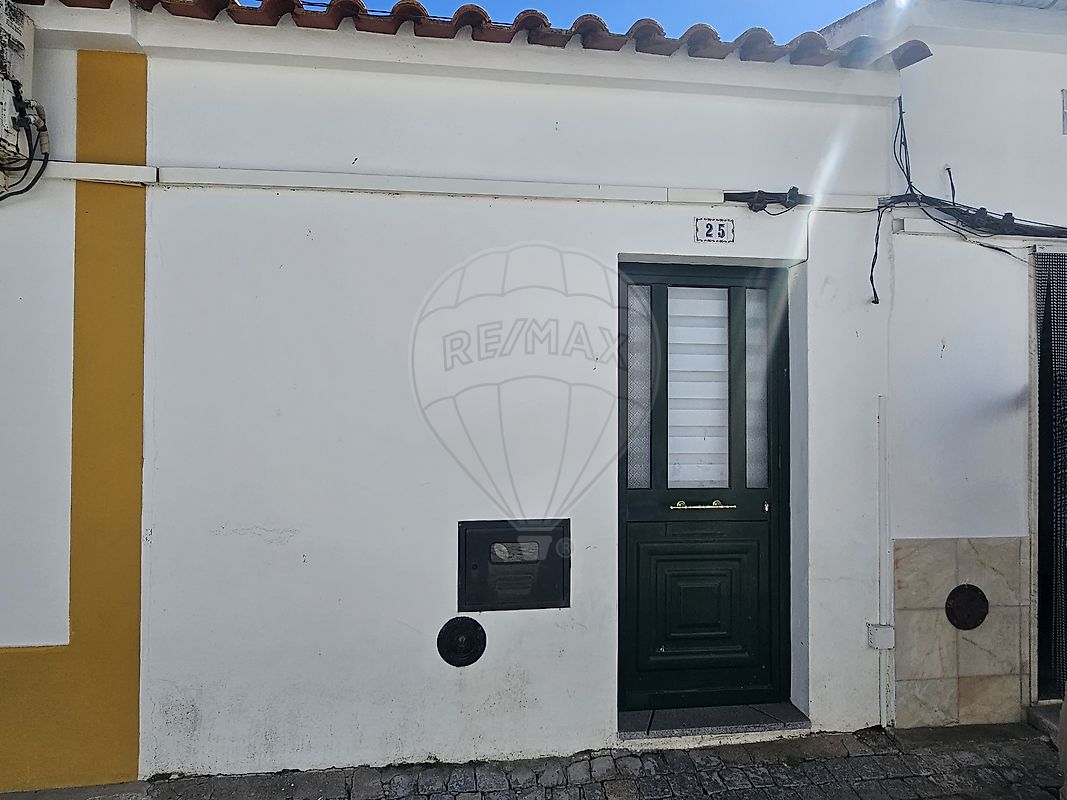 Moradia - Nossa Senhora Graça Degolados, Campo Maior, Portalegre