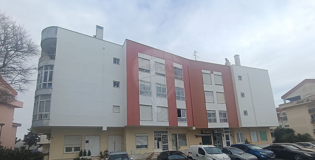 Apartamento T3 à venda em Sintra