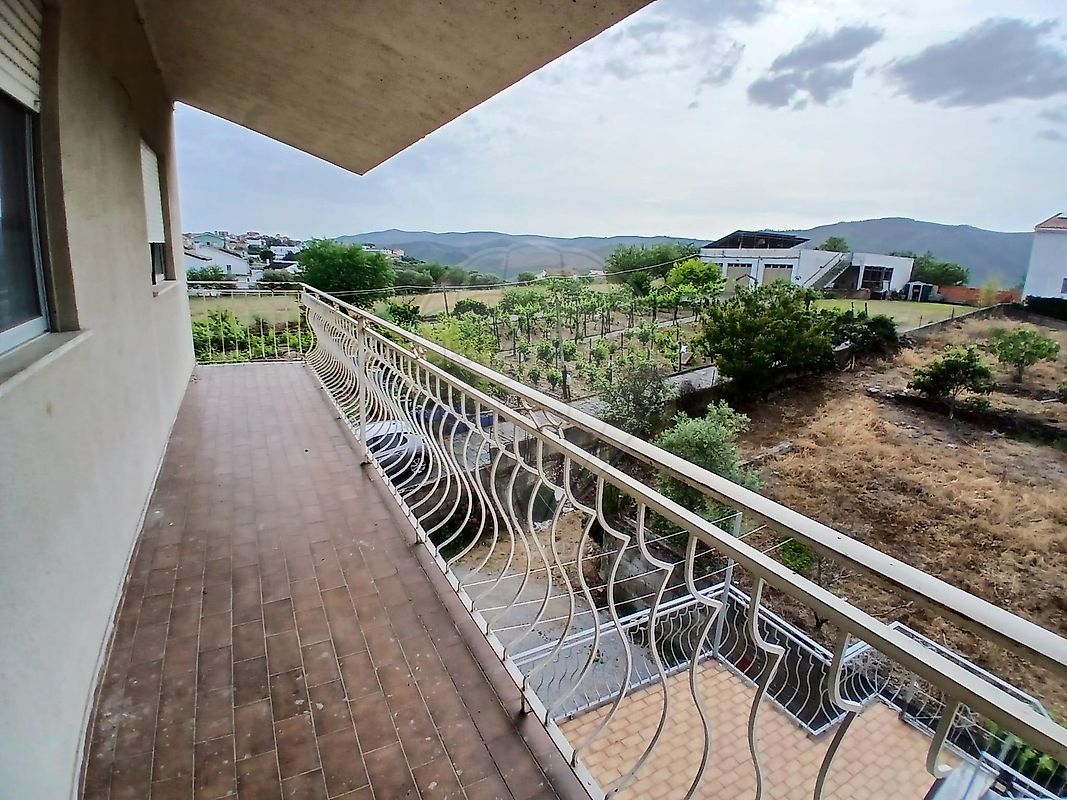 Apartamento T2 à venda em Vila Nova de Foz Côa