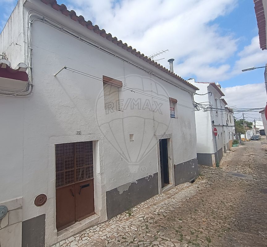 Moradia - Estremoz (Santa Maria e Santo André), Estremoz, Évora