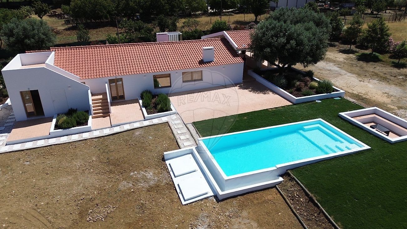 Apartamento T4 à venda em Estremoz