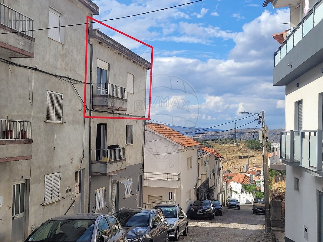 Apartamento T3 à venda em Torre de Moncorvo