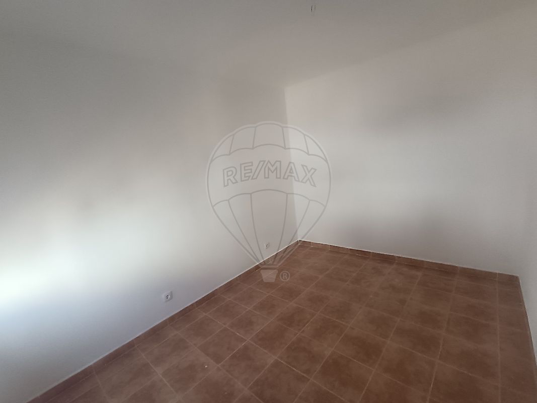 Apartamento T3 à venda em São João Batista, Campo Maior — foto 2