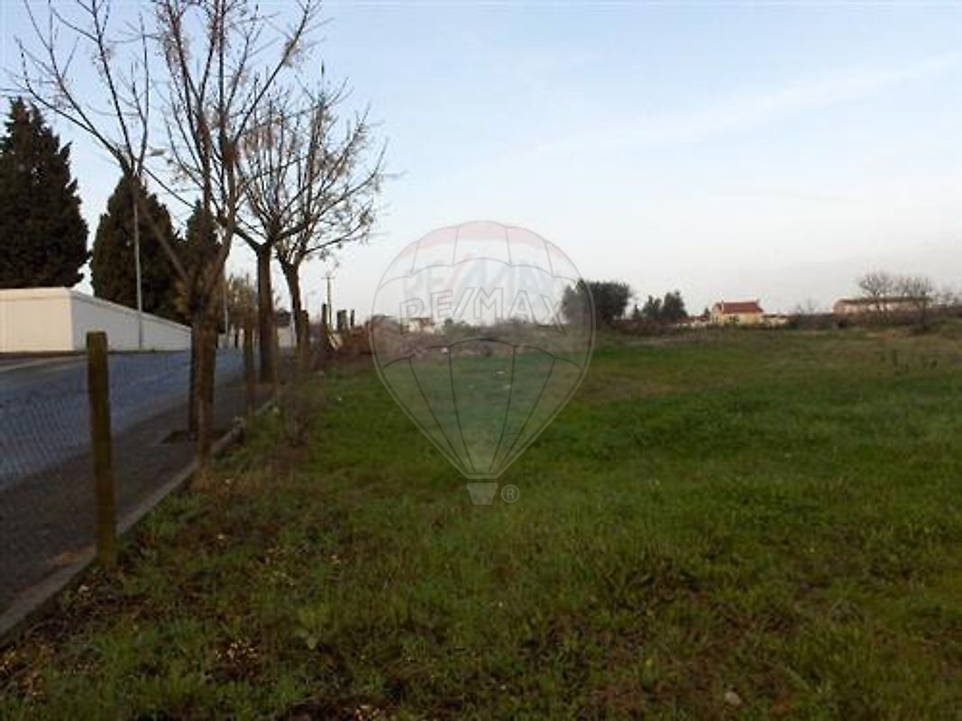 Land for sale in Ponte de Sor, Portugal — €105,000