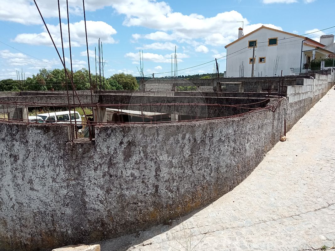 Land for sale in Abrantes, Portugal — €80,000