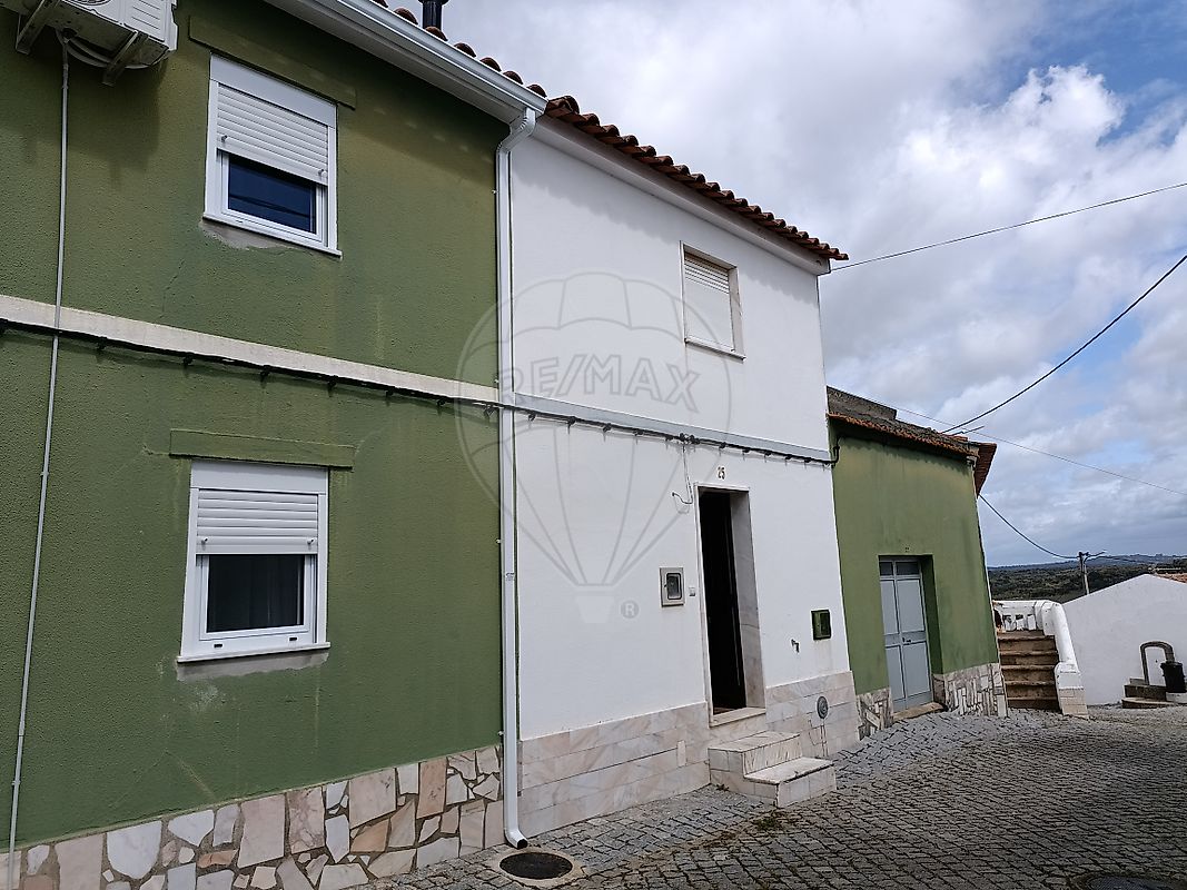 Moradia T2 para venda