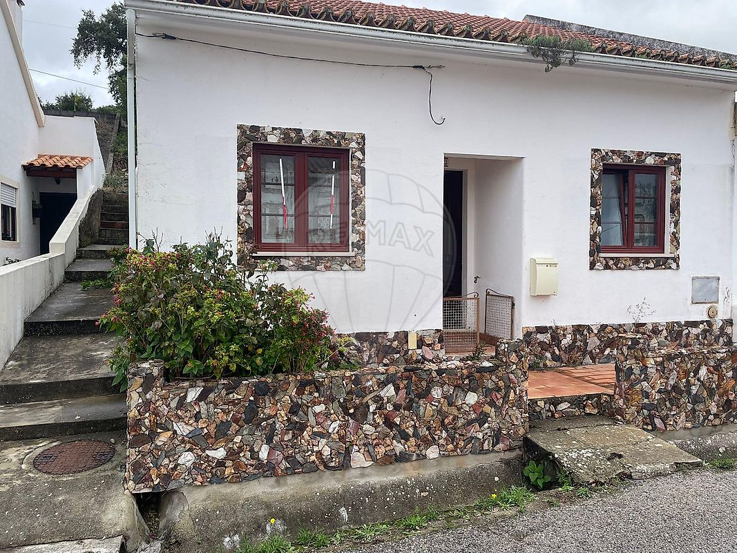 Moradia T2 para venda