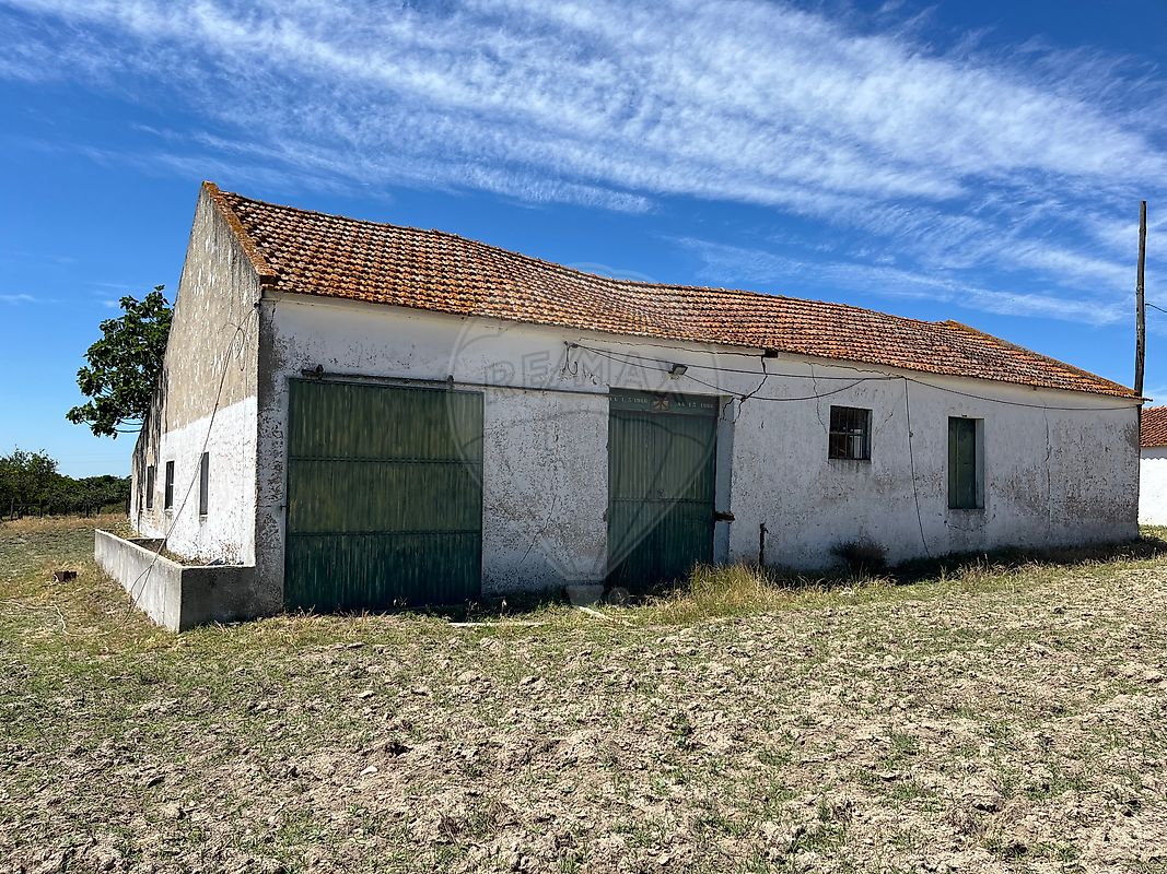 Armazém - Foros de Arrão, Ponte de Sor, Portalegre