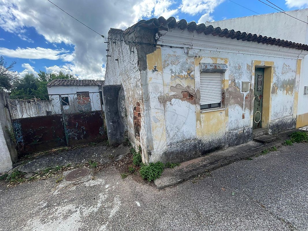 Moradia - Alvega e Concavada, Abrantes, Santarém