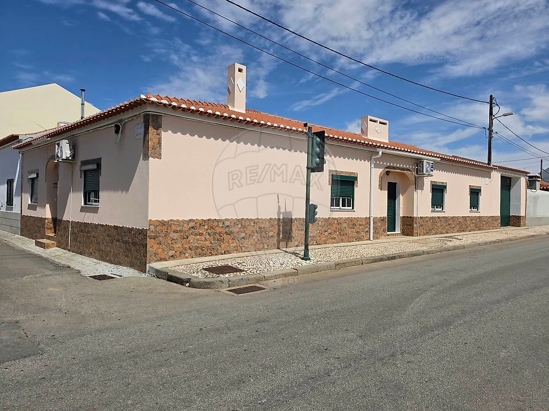 Apartamento T4 à venda em Sousel