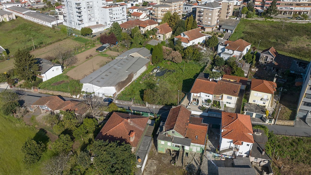 Land for sale in Vila Nova de Famalicão, Portugal — €199,000