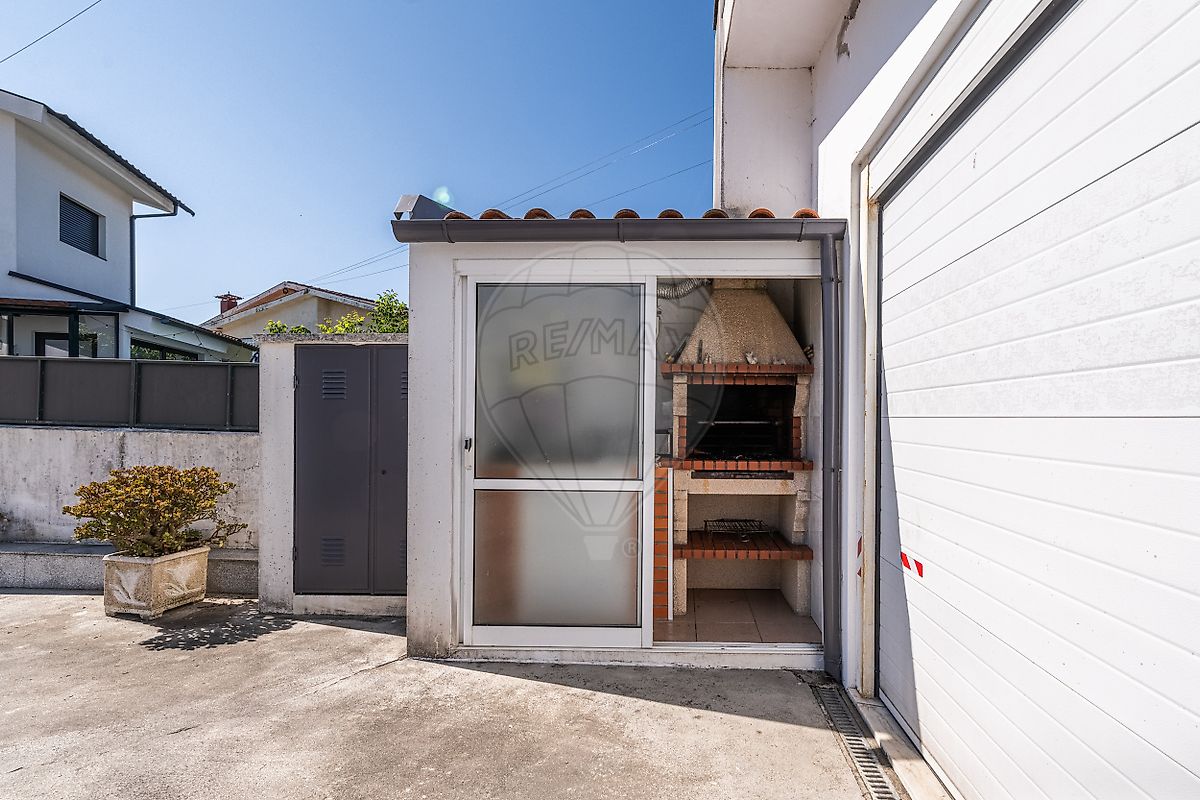 listing 125181163-51 picture-0