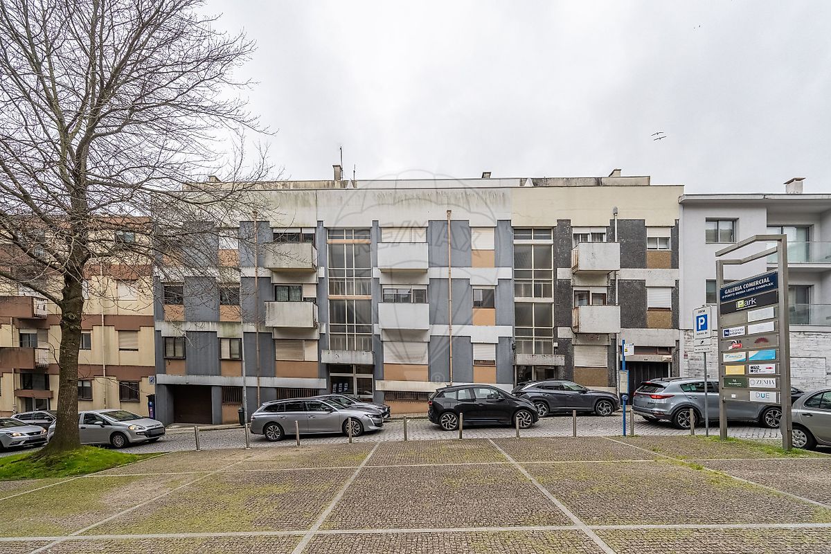 Apartamento T3 à venda em Porto