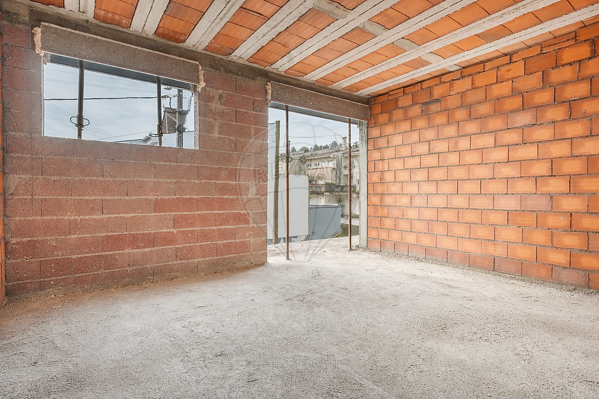 Moradia T4 à venda em Santa Lucrécia de Algeriz e Navarra, Braga — foto 10