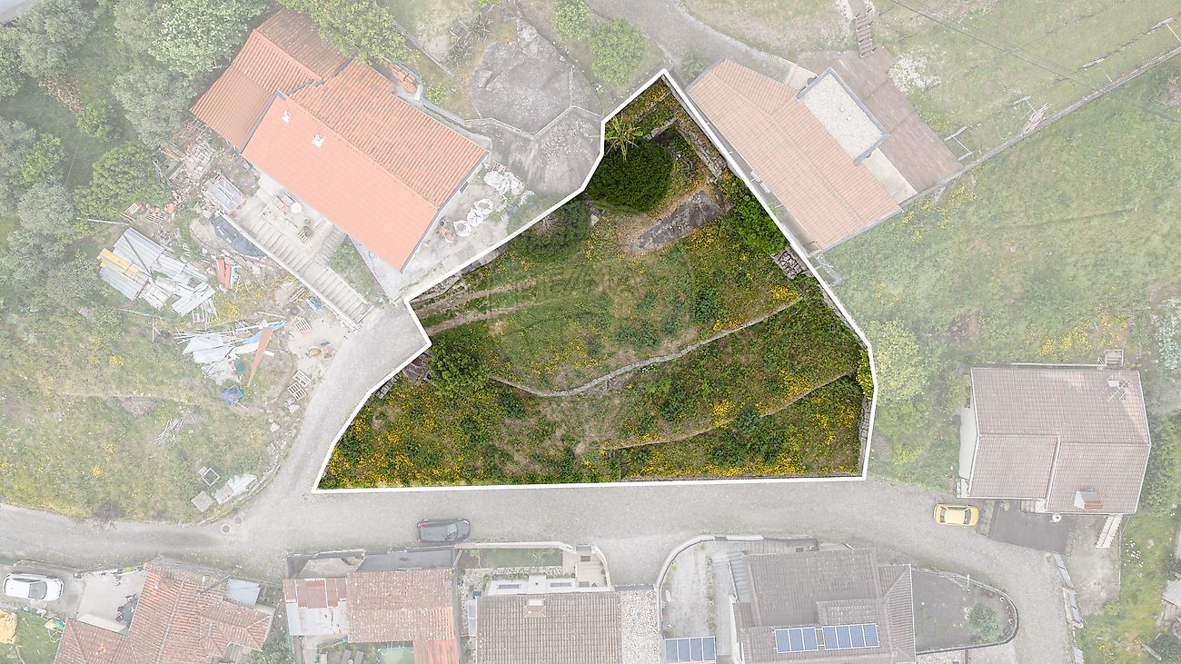Terreno - Amares e Figueiredo, Amares, Braga
