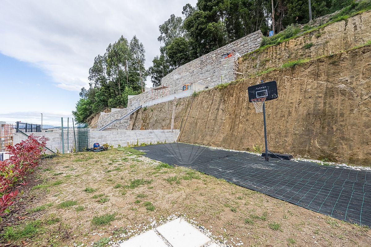 Moradia T3 à venda em Escudeiros e Penso (Santo Estêvão e São Vicente), Braga — foto 35
