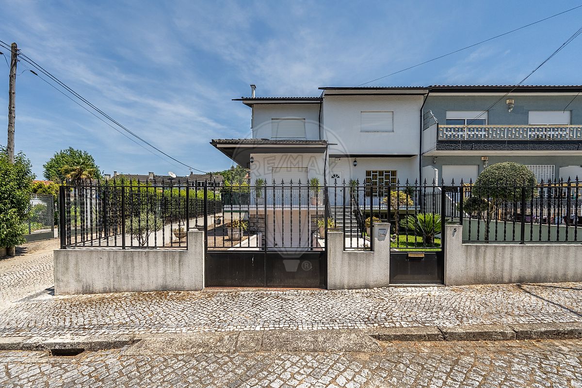 Moradia T4 à venda em Braga