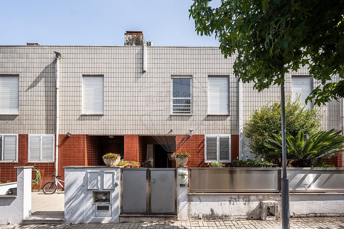 Apartamento T3 à venda em Barcelos