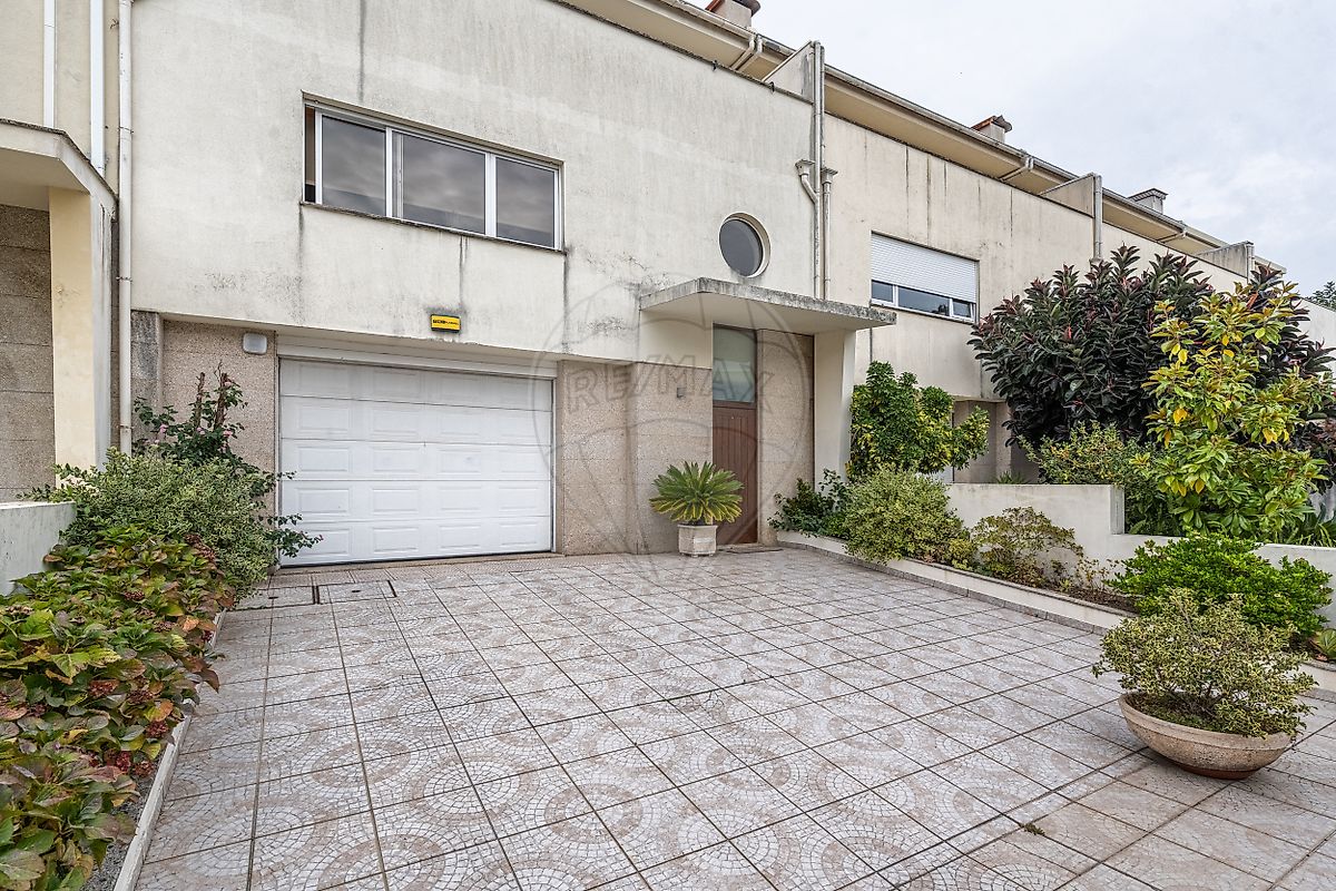 Moradia T5 à venda em Nogueira, Fraião e Lamaçães, Braga — foto 33