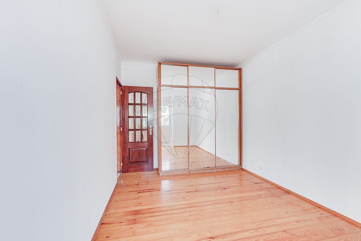 listing 125191136-11 picture-0
