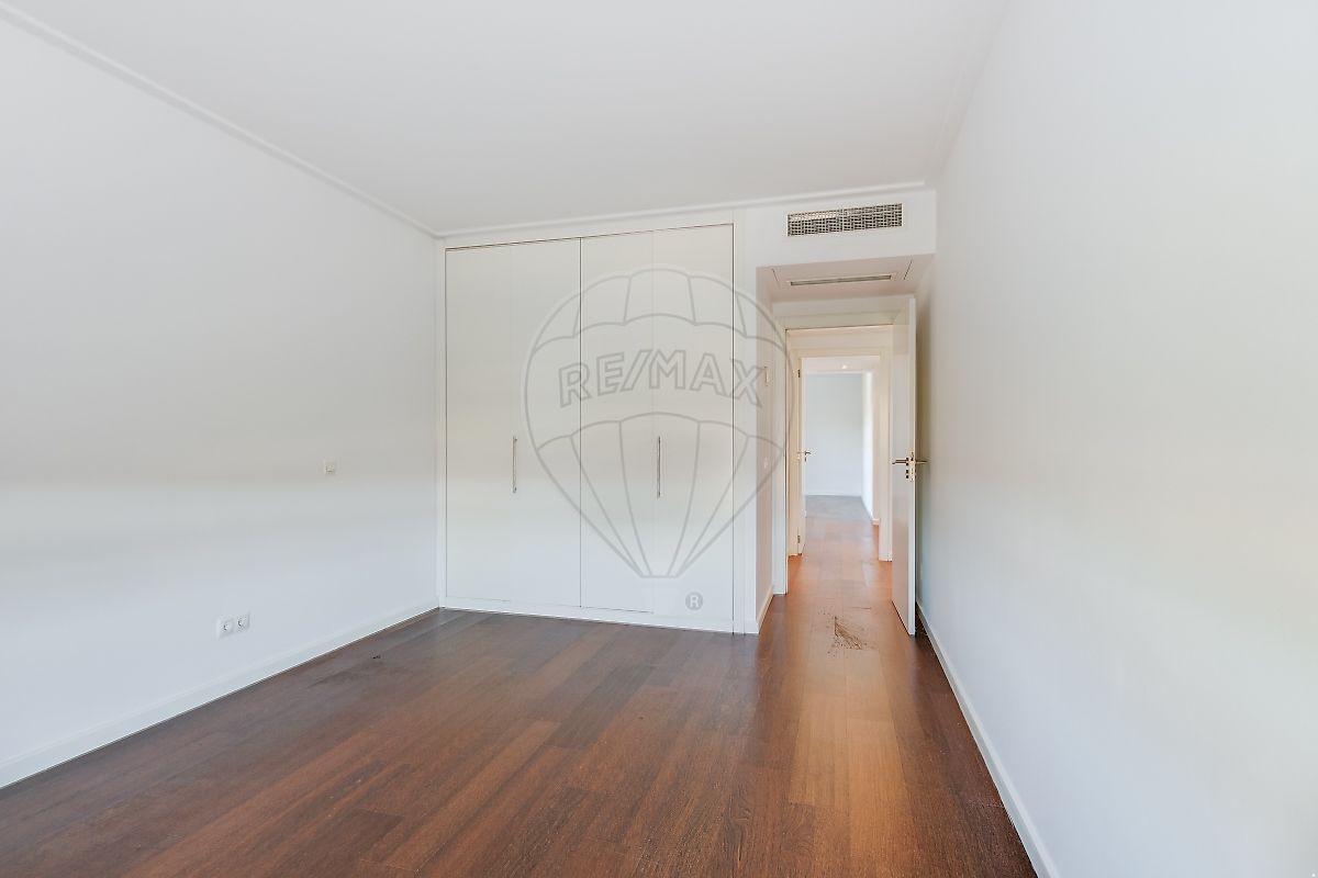 Apartamento T3 à venda em Oeiras e São Julião da Barra, Paço de Arcos e Caxias, Oeiras — foto 30