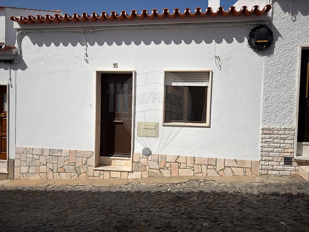 Moradia - Redondo, Redondo, Évora