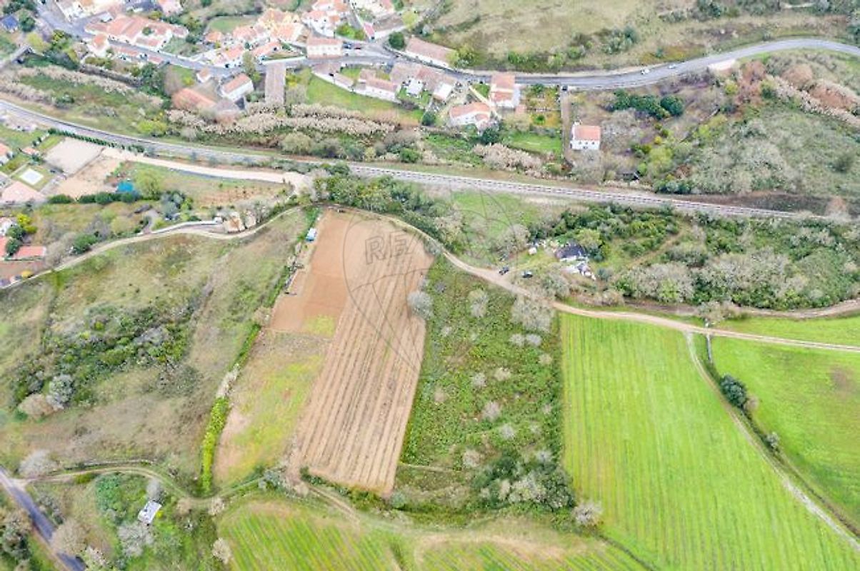 Terreno  à venda em Torres Vedras