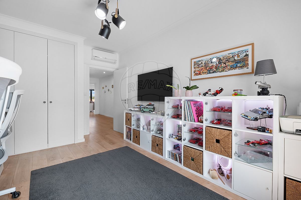 listing 125201003-14 picture-0