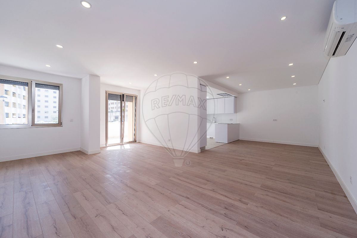 Apartamento T5 para venda