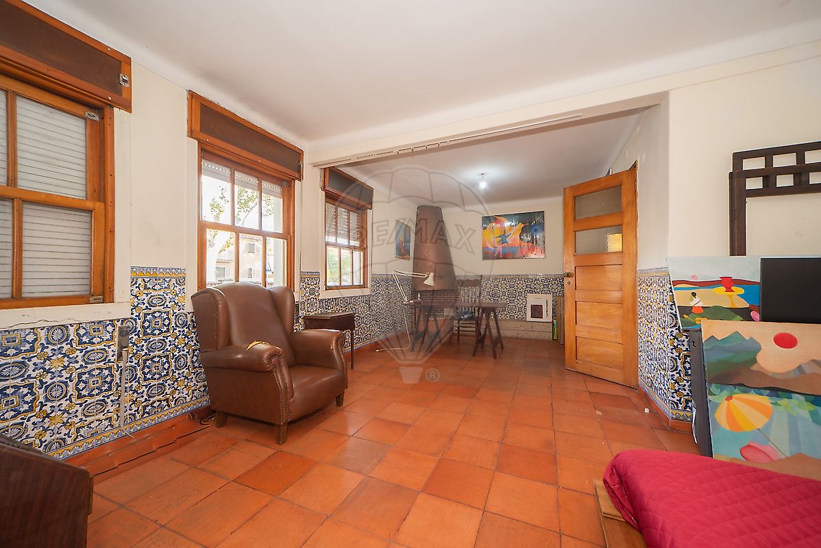 Moradia T6 para venda