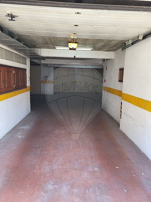 Garagem - Rio de Mouro, Sintra, Lisboa