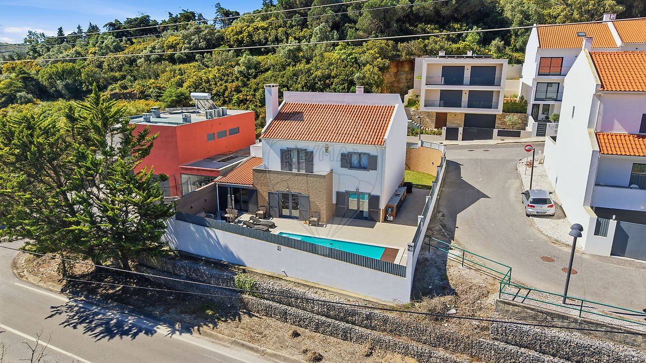 Moradia T4 à venda em Sintra