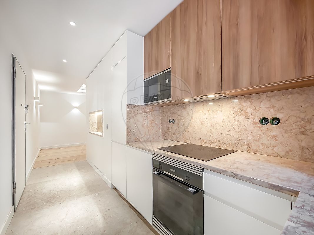 Apartamento T2 à venda em Amadora