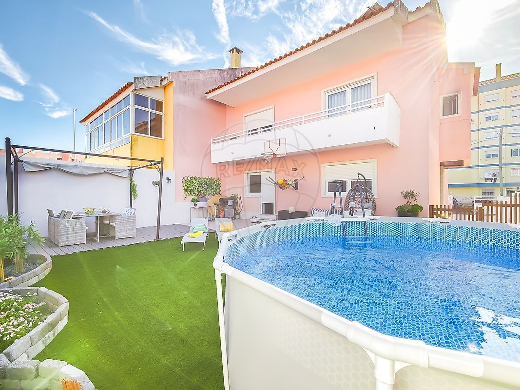 Apartamento T5 à venda em Sintra