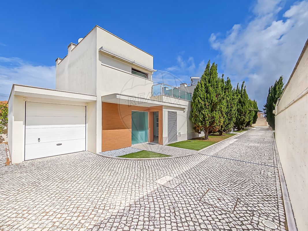 Apartamento T3 à venda em Sesimbra