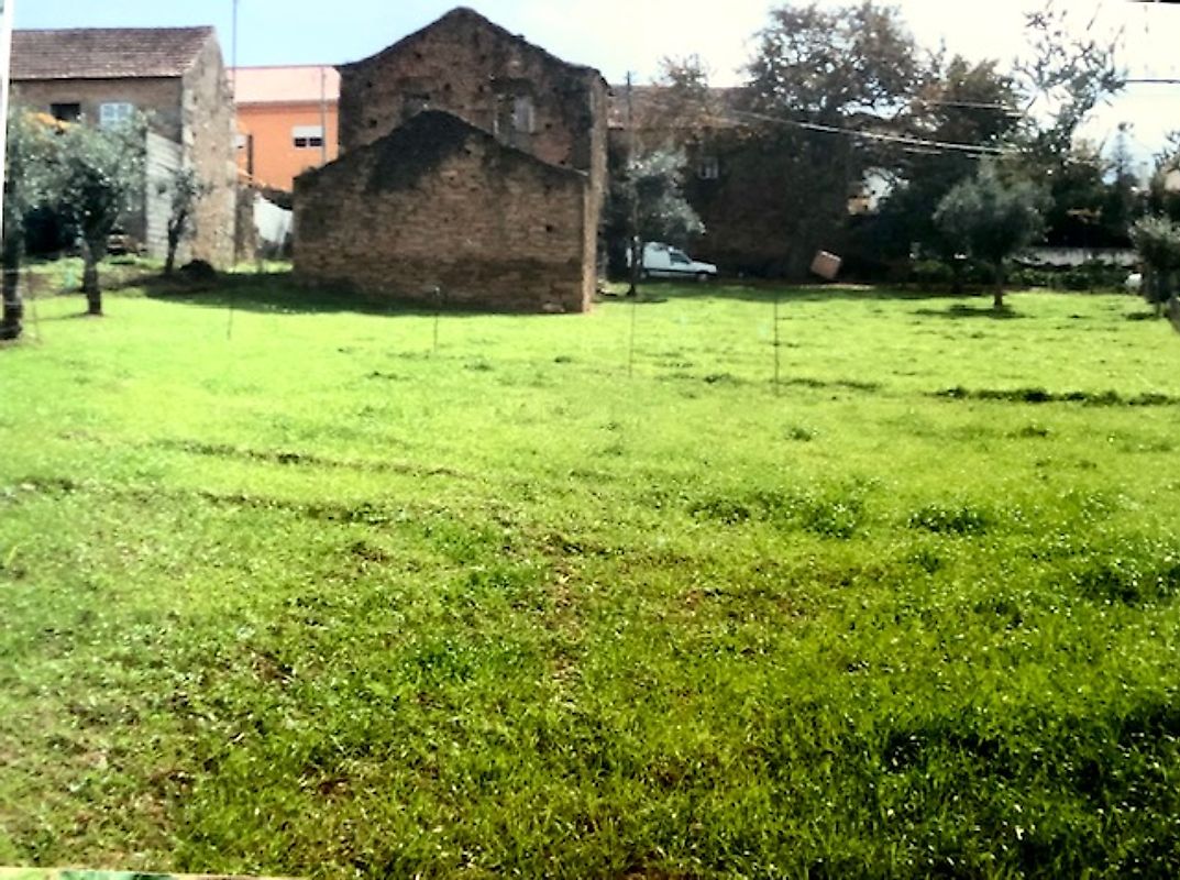 Moradia T0 à venda em Seia