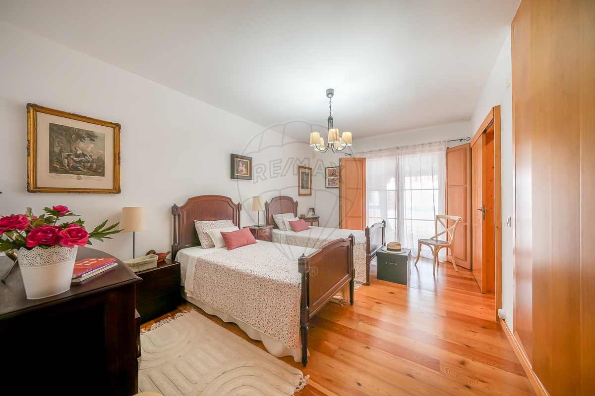 listing 125211136-23 picture-0