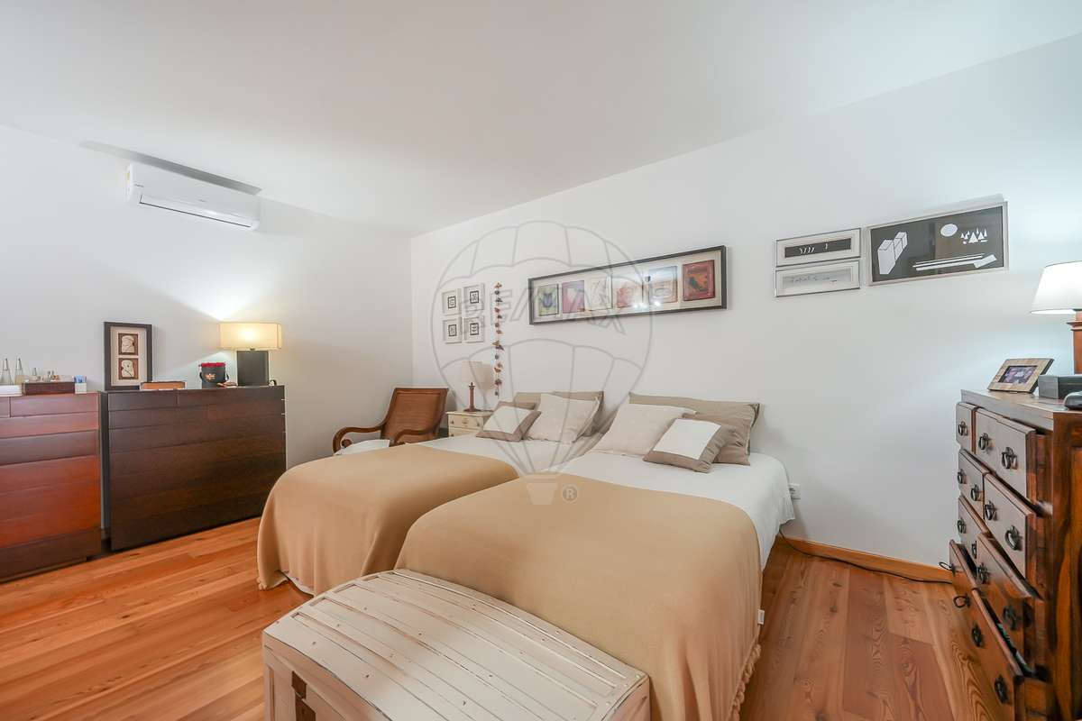 listing 125211136-23 picture-0
