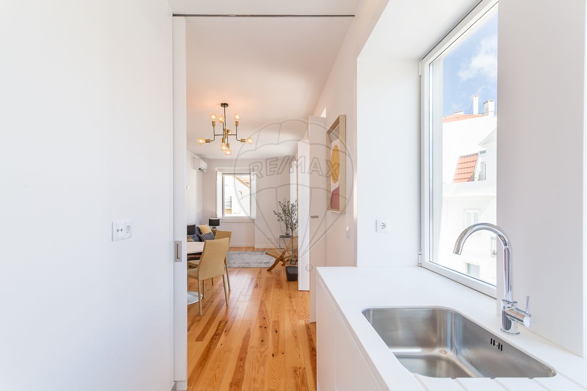 listing 125211211-2609 picture-0