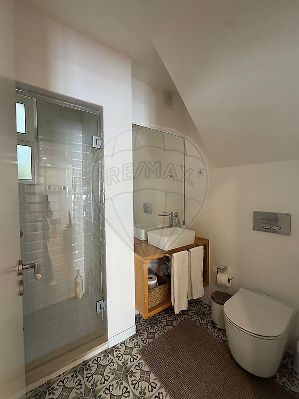 listing 125211107-46 picture-0