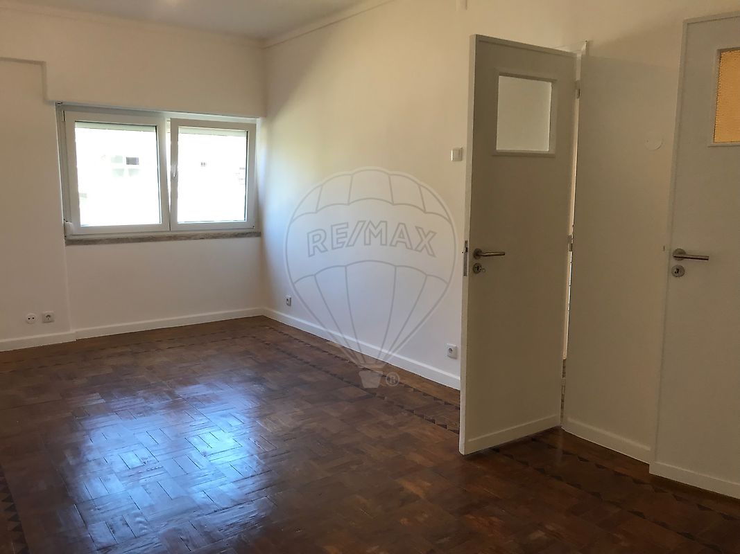 listing 125211102-66 picture-0