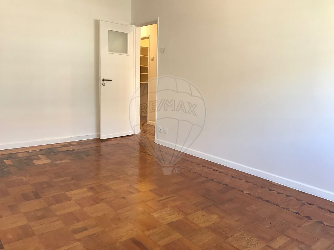 listing 125211102-66 picture-0