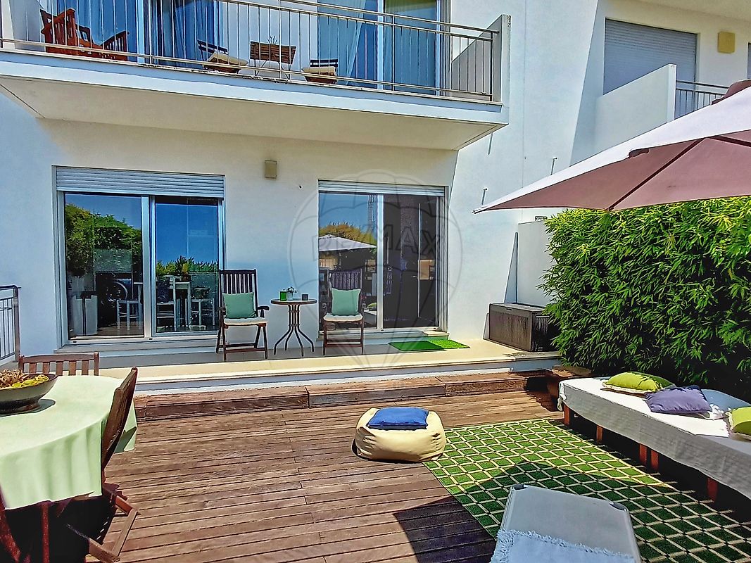 Moradia T3 à venda em Oeiras