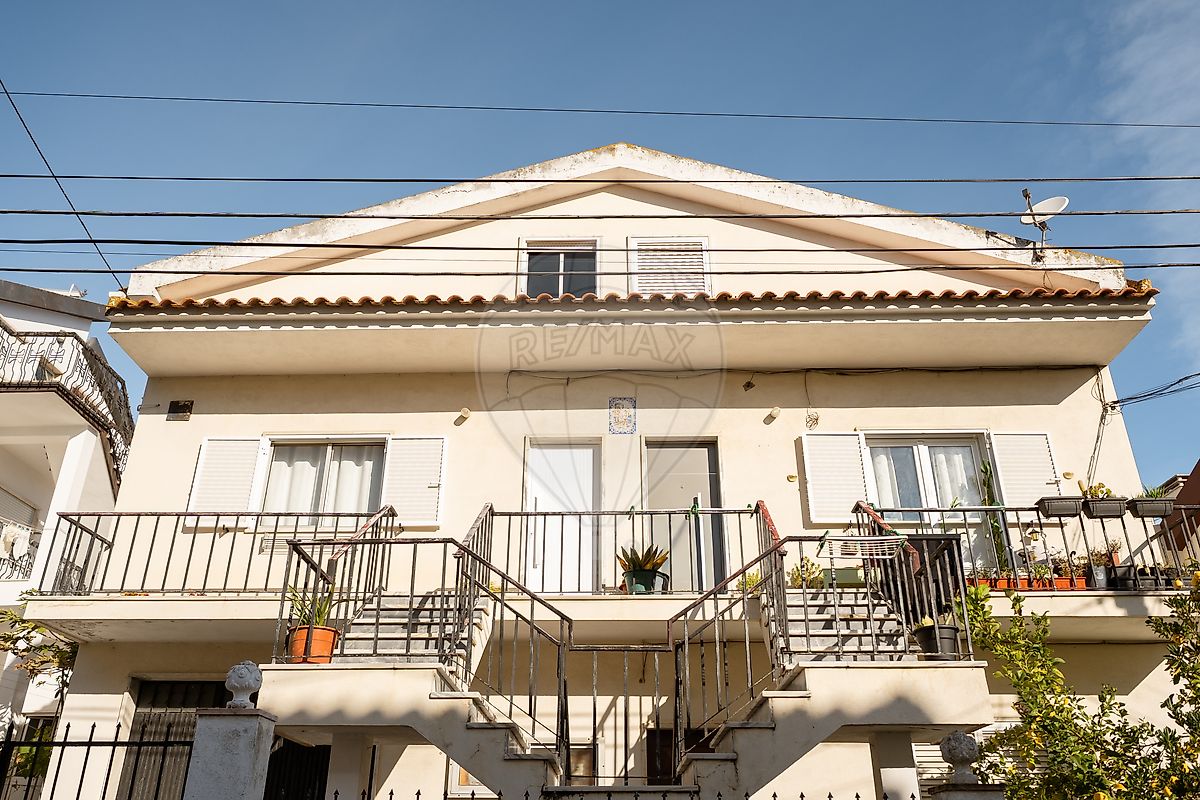 Apartamento T3 à venda em Loures