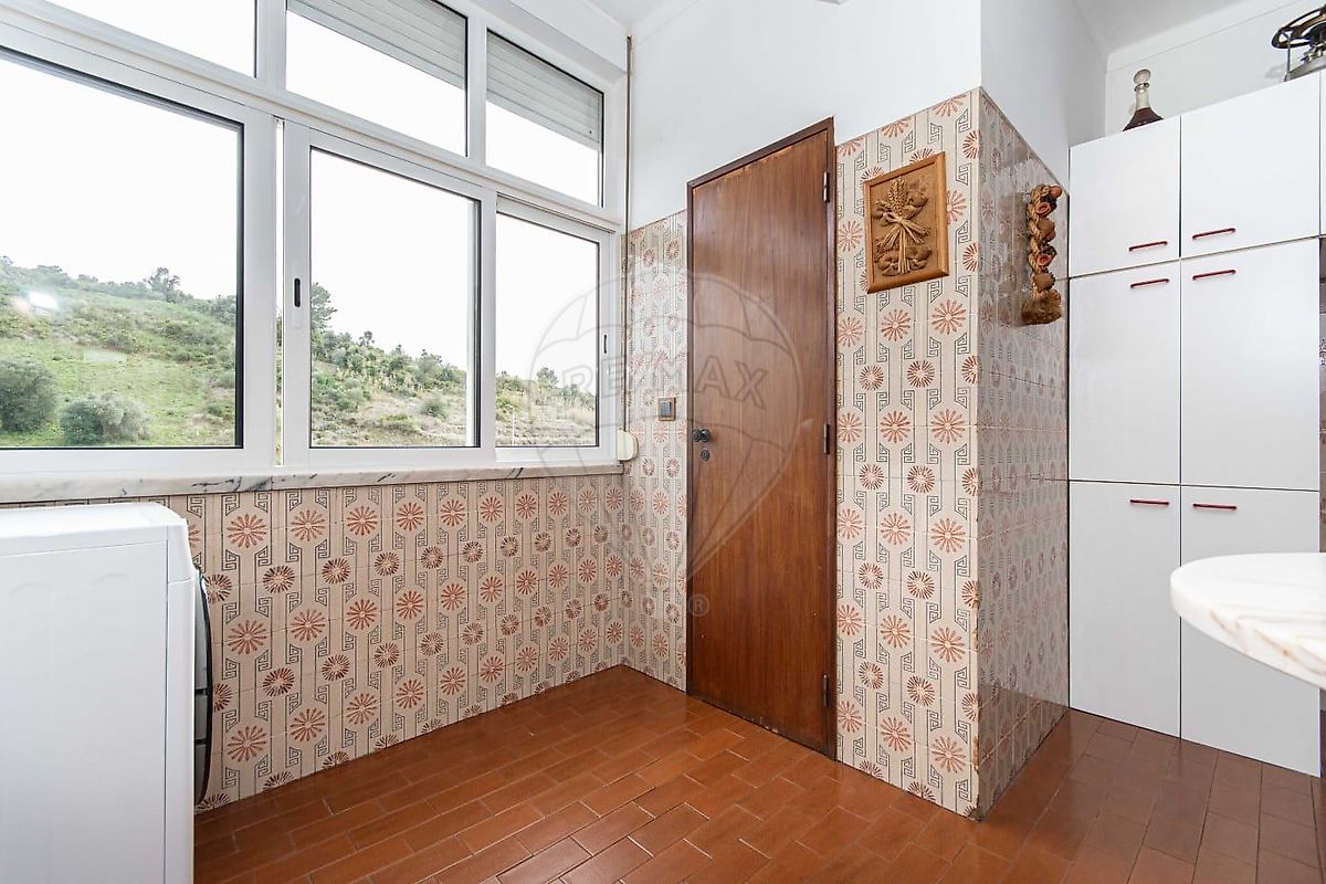 Apartamento T4 à venda em Torres Vedras (São Pedro, Santiago, Santa Maria do Castelo e São Miguel) e Matacães, Torres Vedras — foto 5